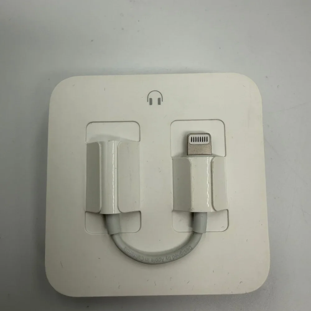 Apple EarPods Wired Headphones 3.5mm Plug with Lightning Adapter White OEM